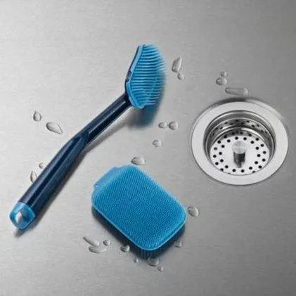 CleanTech Blue washing-up brush and scrubber set by Joseph Joseph
